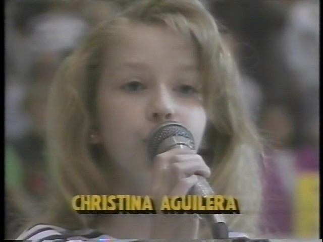 NHL.SC.1992.05.26.Finals.G1.CHI@PIT.480p.mp4_snapshot_00.11.30_[2016.12.31_11.02.36].jpg